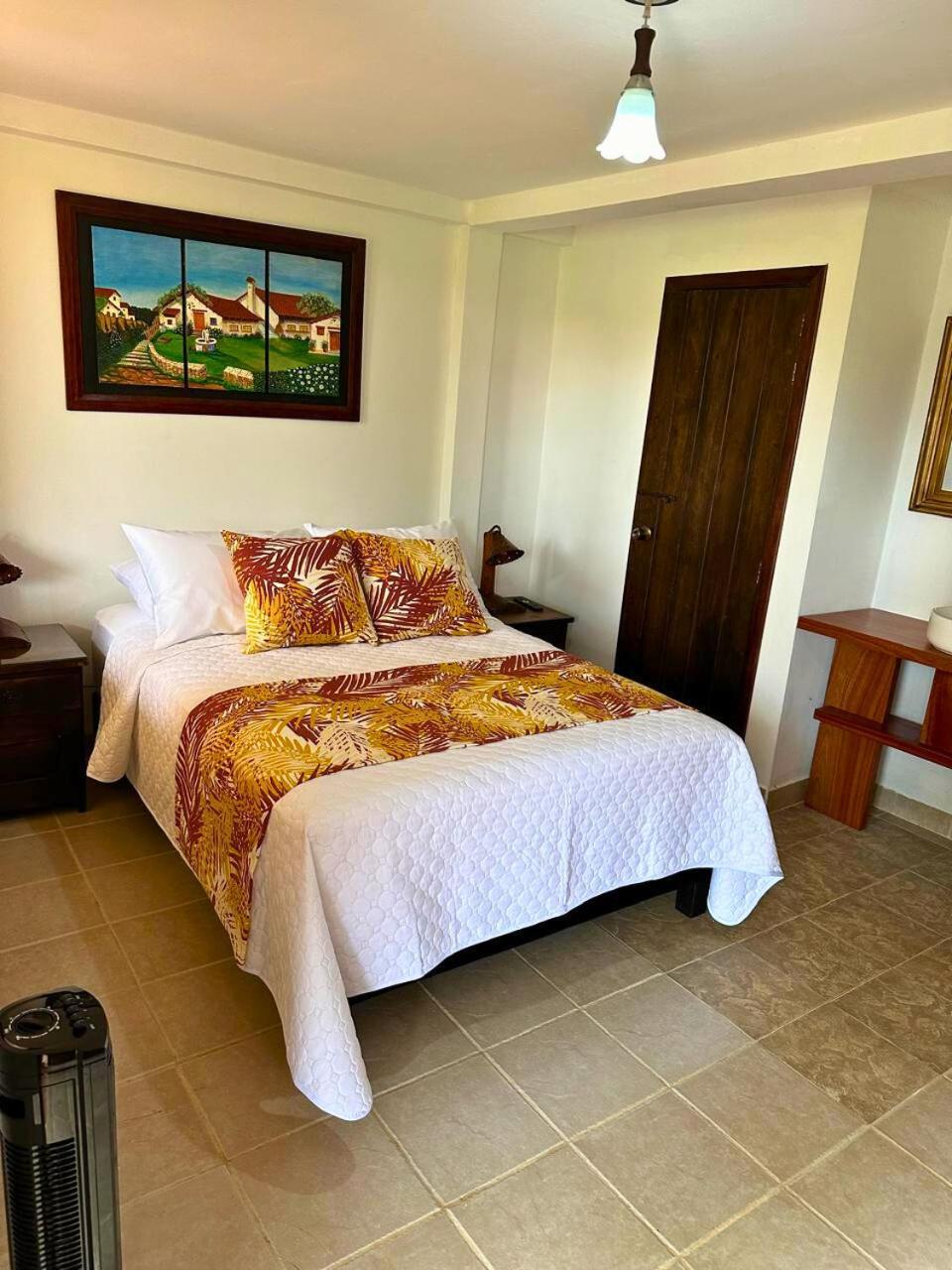 Double Room Private Bathroom