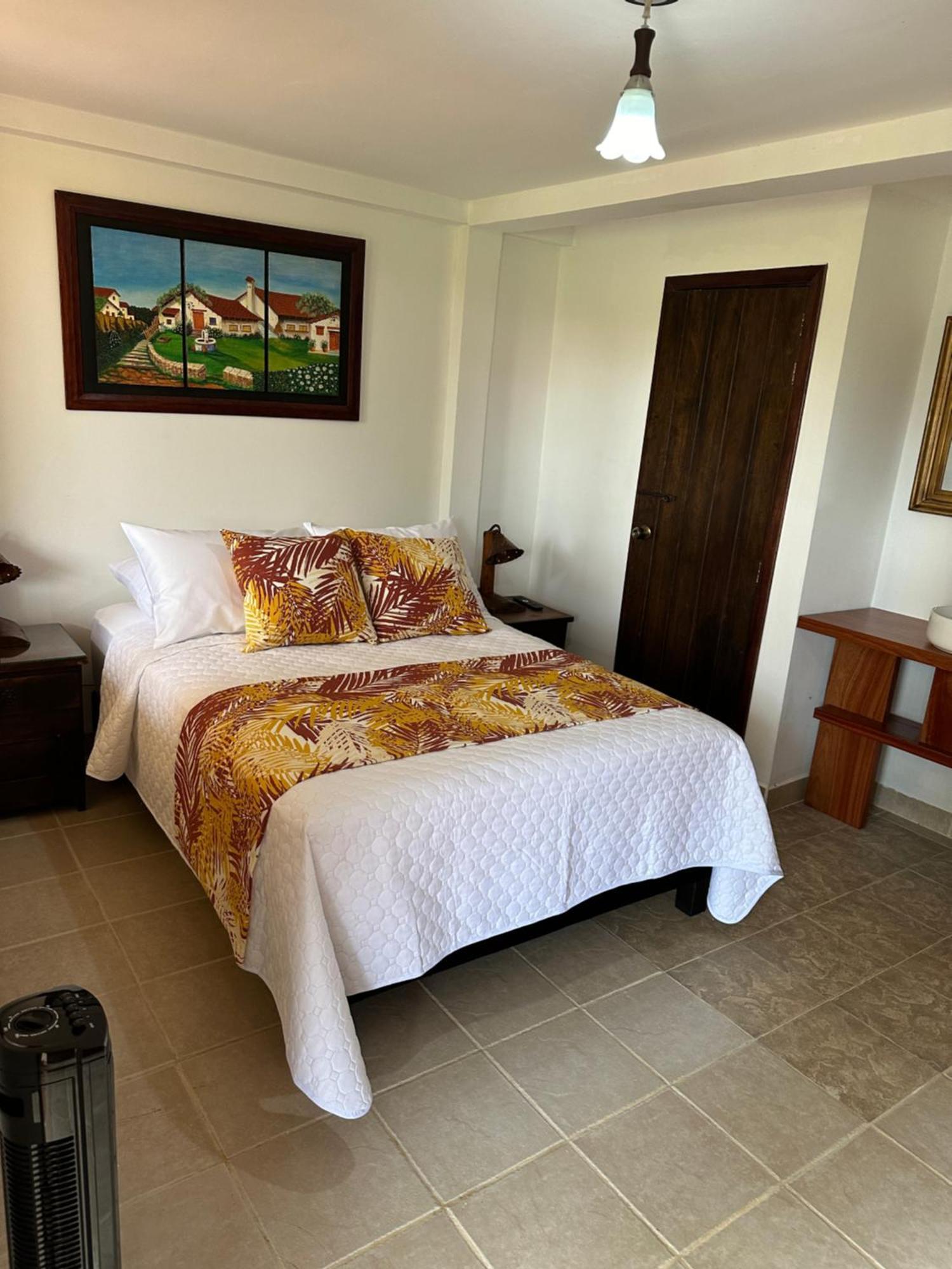 Double Room Private Bathroom